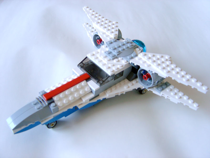 LEGO Space-Tramp Outside
